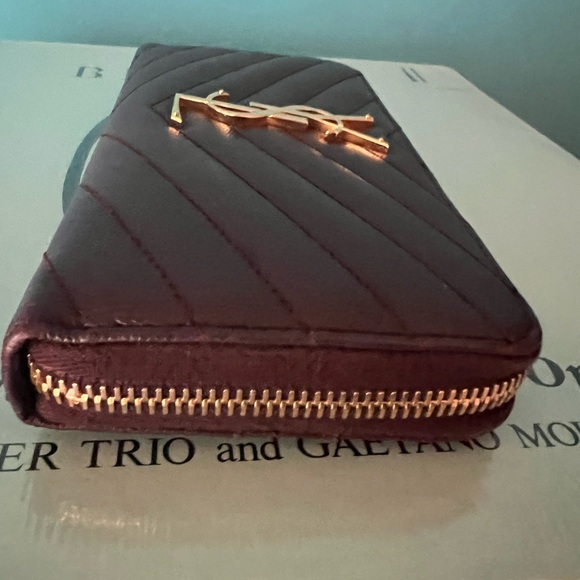 YSL Matelasse Chevron Monogram Zip Wallet - Picture 4 of 9
